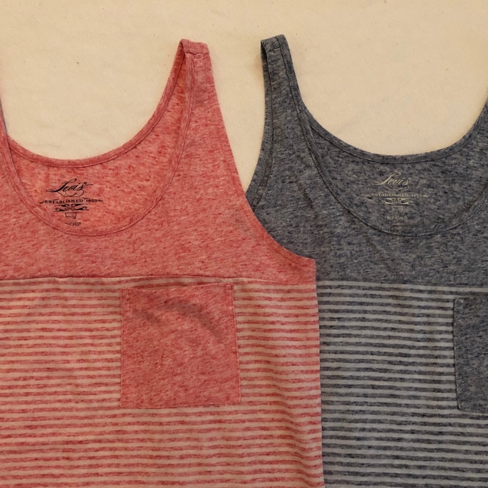 2 Levi’s Tank Tops - Picture 2 of 5